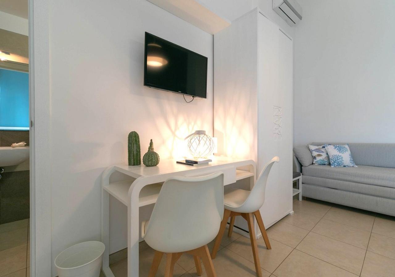 Fronte Mare Rooms By Salentolimit Porto Cesareo Buitenkant foto