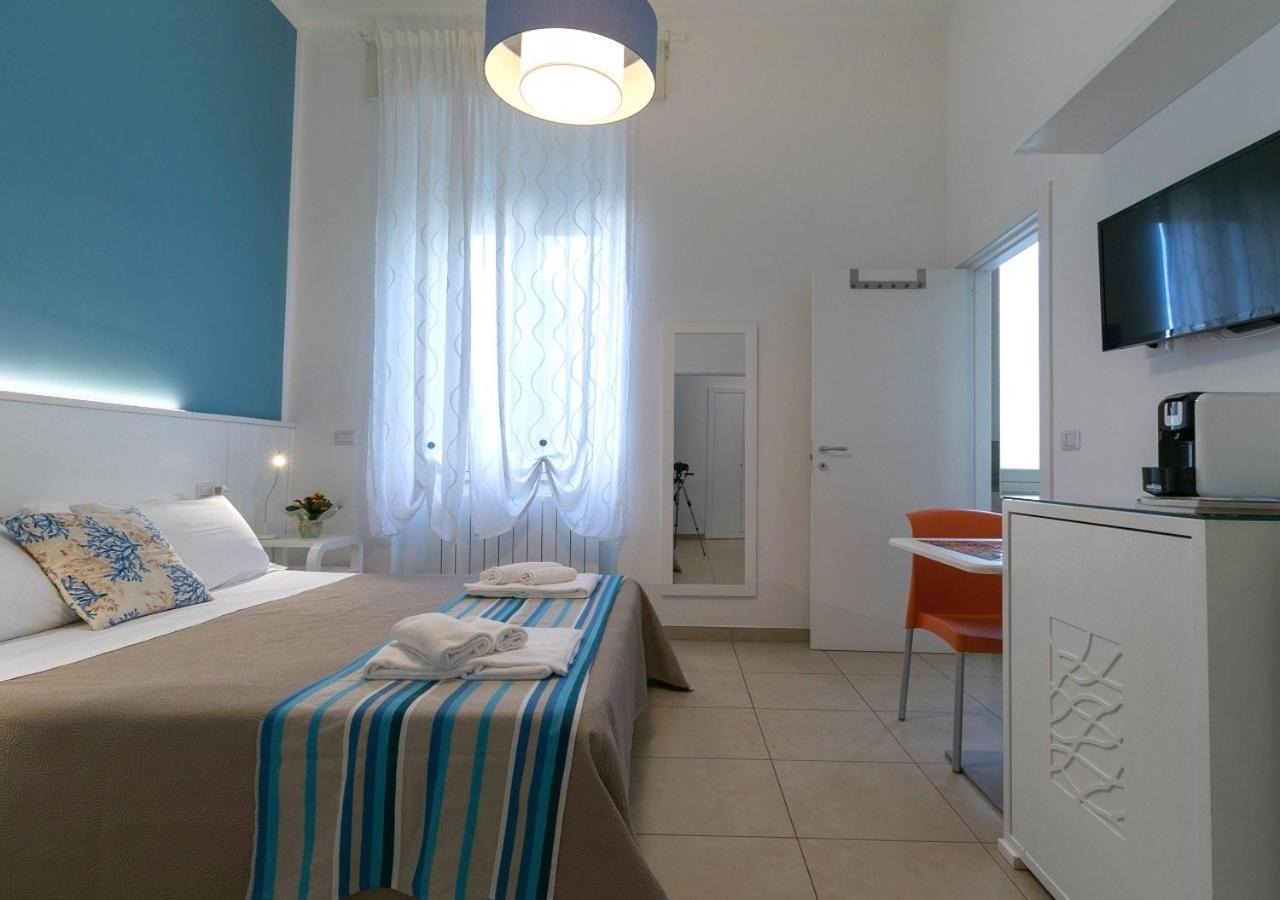 Fronte Mare Rooms By Salentolimit Porto Cesareo Buitenkant foto