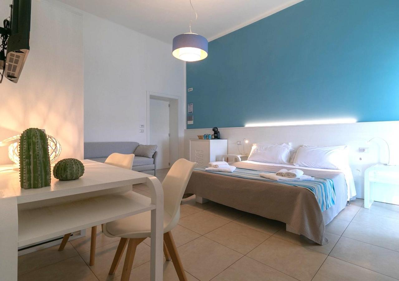 Fronte Mare Rooms By Salentolimit Porto Cesareo Buitenkant foto