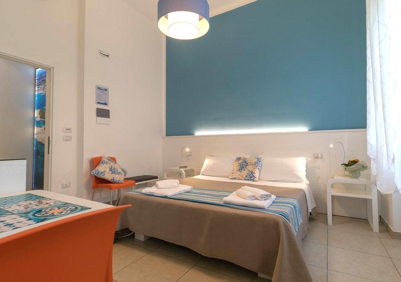 Fronte Mare Rooms By Salentolimit Porto Cesareo Buitenkant foto
